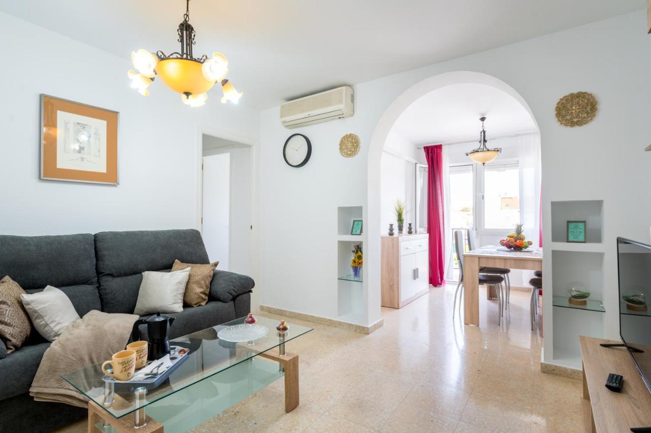 Piso 3 Dormitorios Hl Gines A 10" De Sevilla, A 20" Del Aeropuerto De Sevilla Exteriör bild