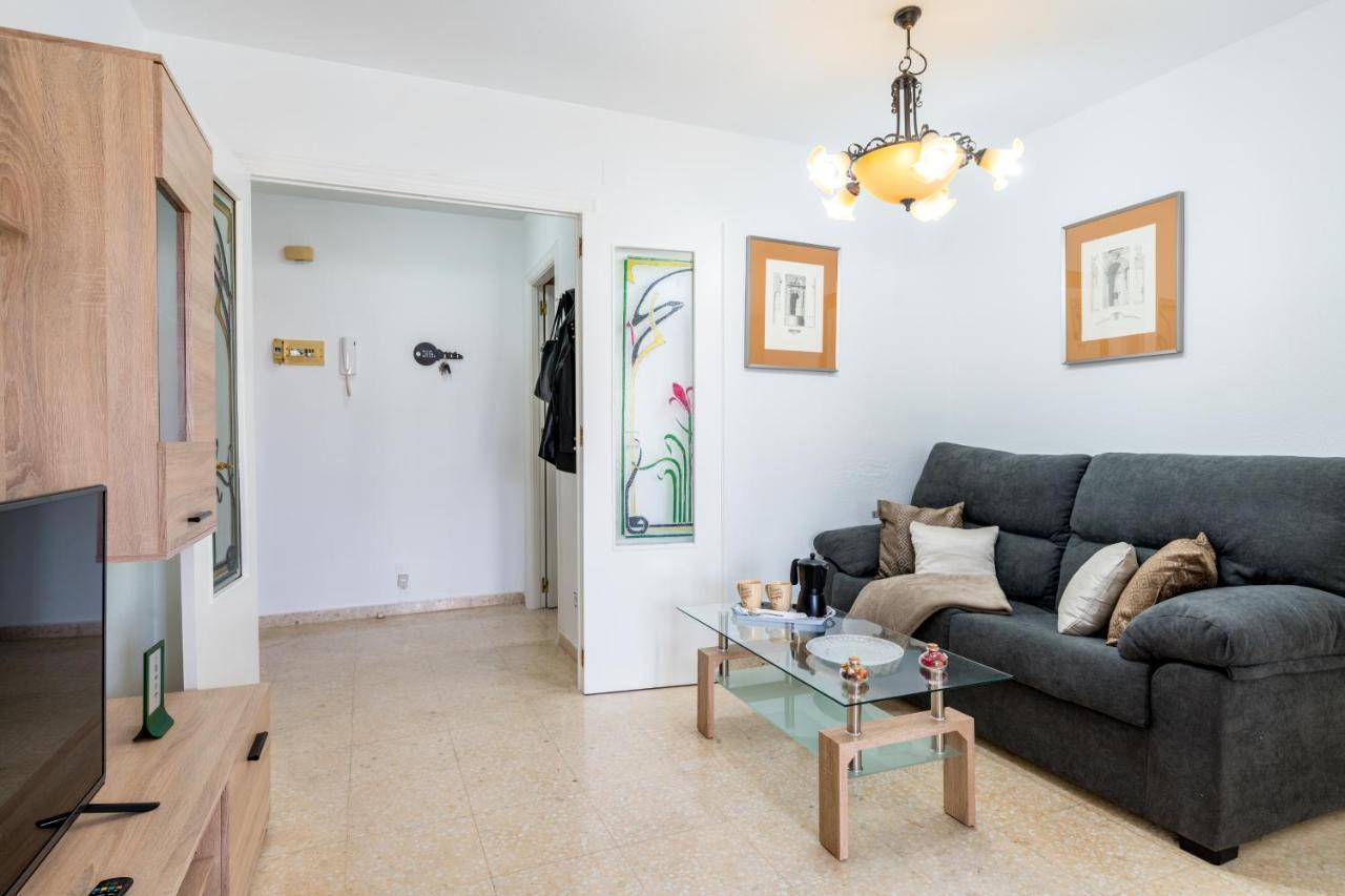 Piso 3 Dormitorios Hl Gines A 10" De Sevilla, A 20" Del Aeropuerto De Sevilla Exteriör bild
