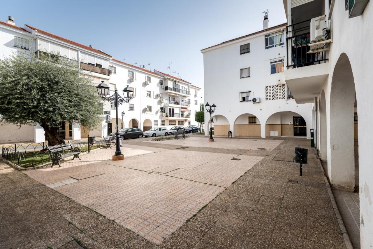 Piso 3 Dormitorios Hl Gines A 10" De Sevilla, A 20" Del Aeropuerto De Sevilla Exteriör bild