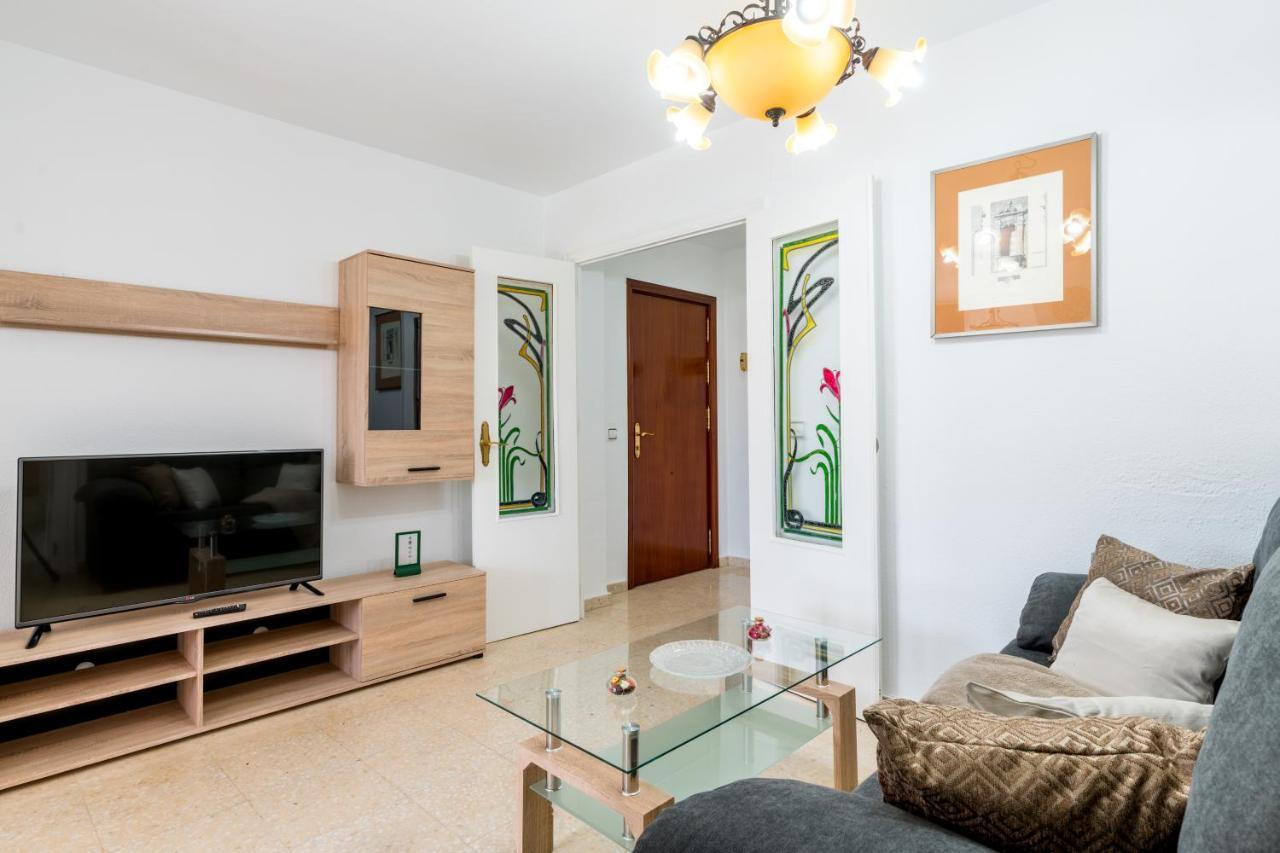 Piso 3 Dormitorios Hl Gines A 10" De Sevilla, A 20" Del Aeropuerto De Sevilla Exteriör bild